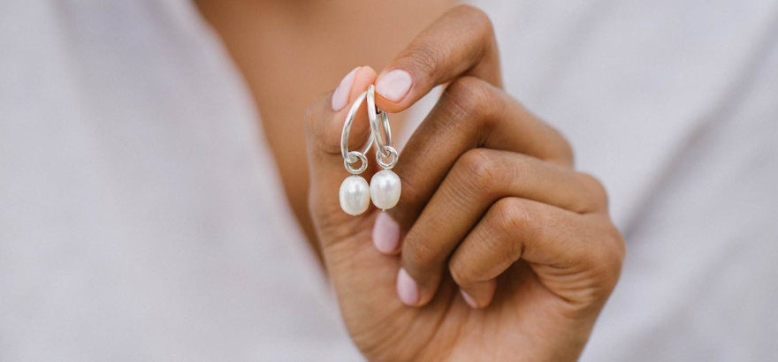 A Jewellery Gift Guide For That Special Occasion - Kat Cadegan