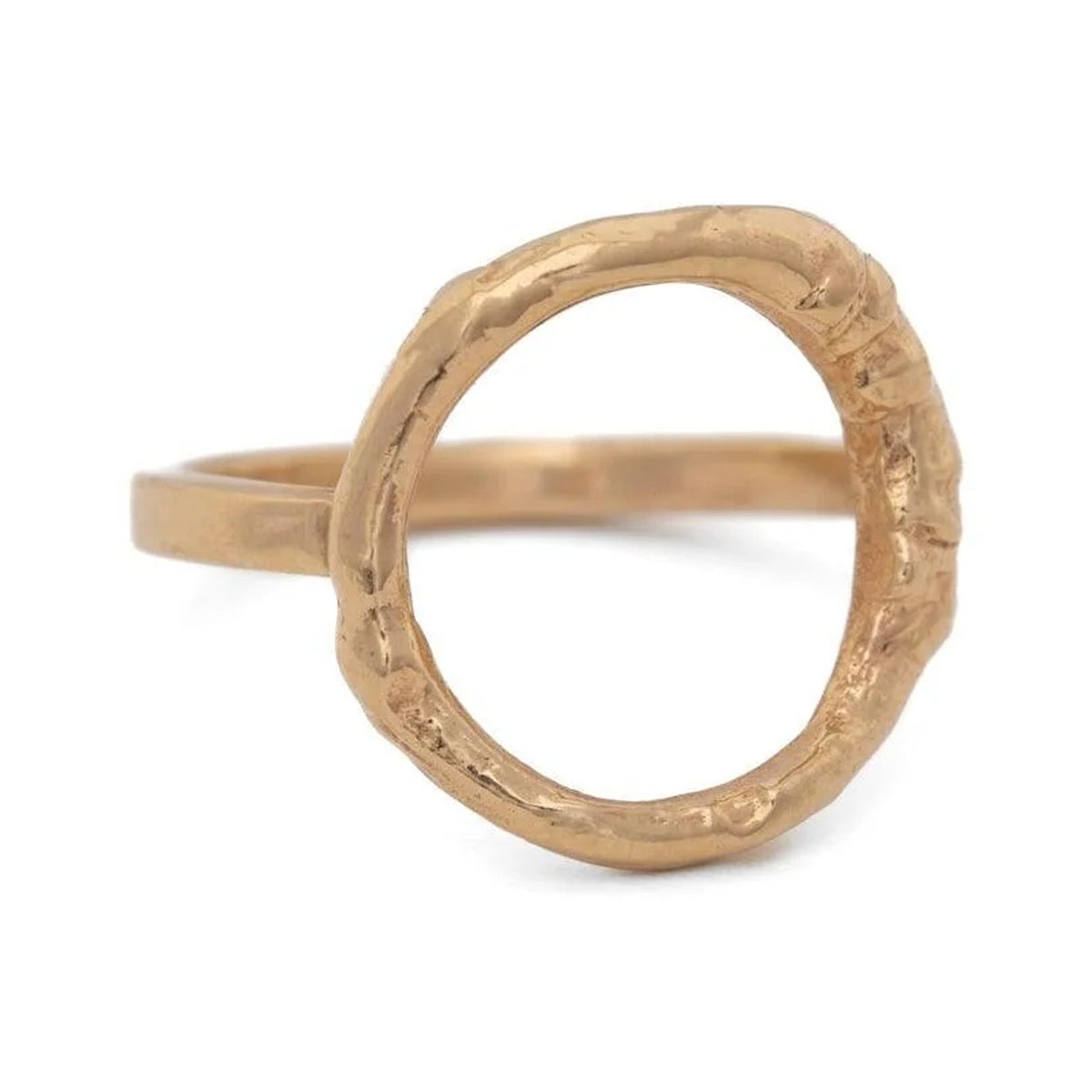 Aittin ring in 14k gold with an open circle cast from a tree branch, front view