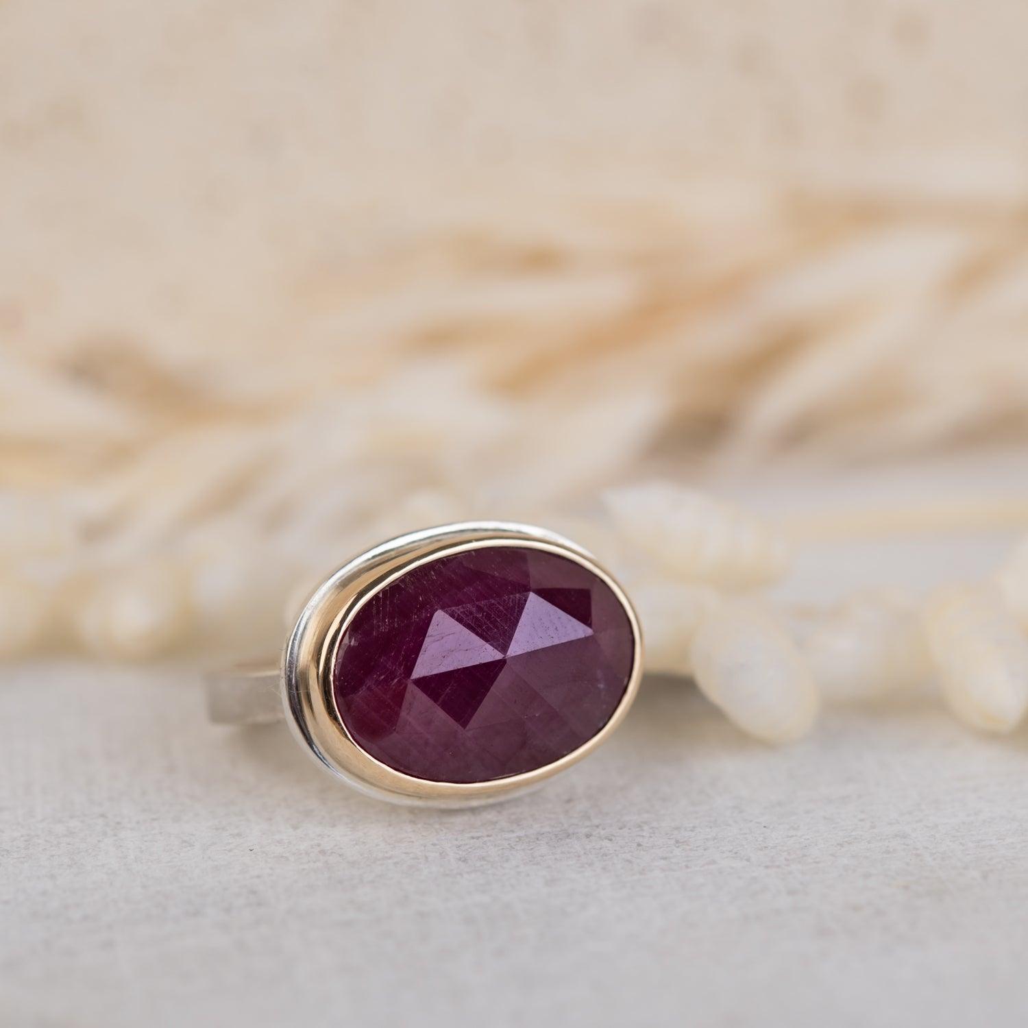 Arabella Ring - Kat Cadegan