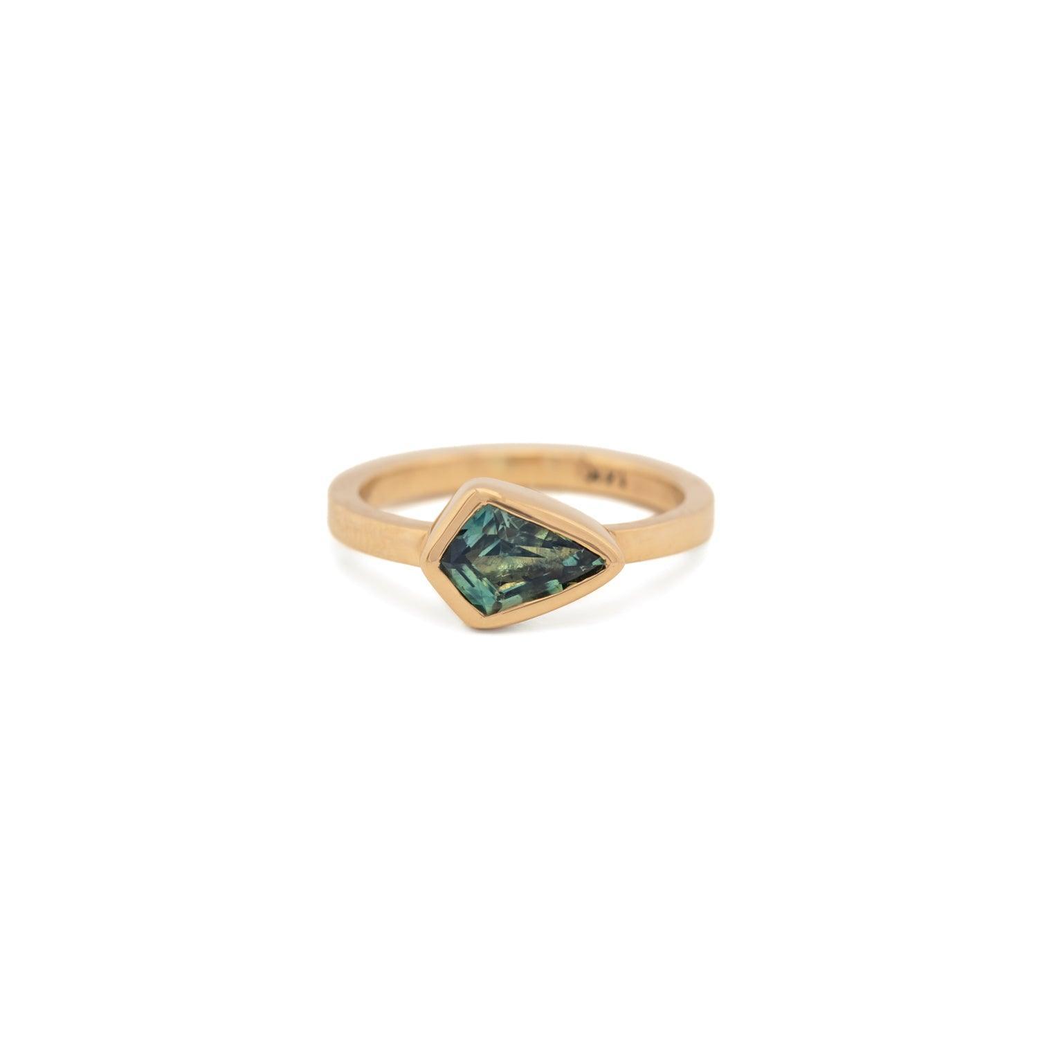 Daphne - Sapphire Ring - Kat Cadegan