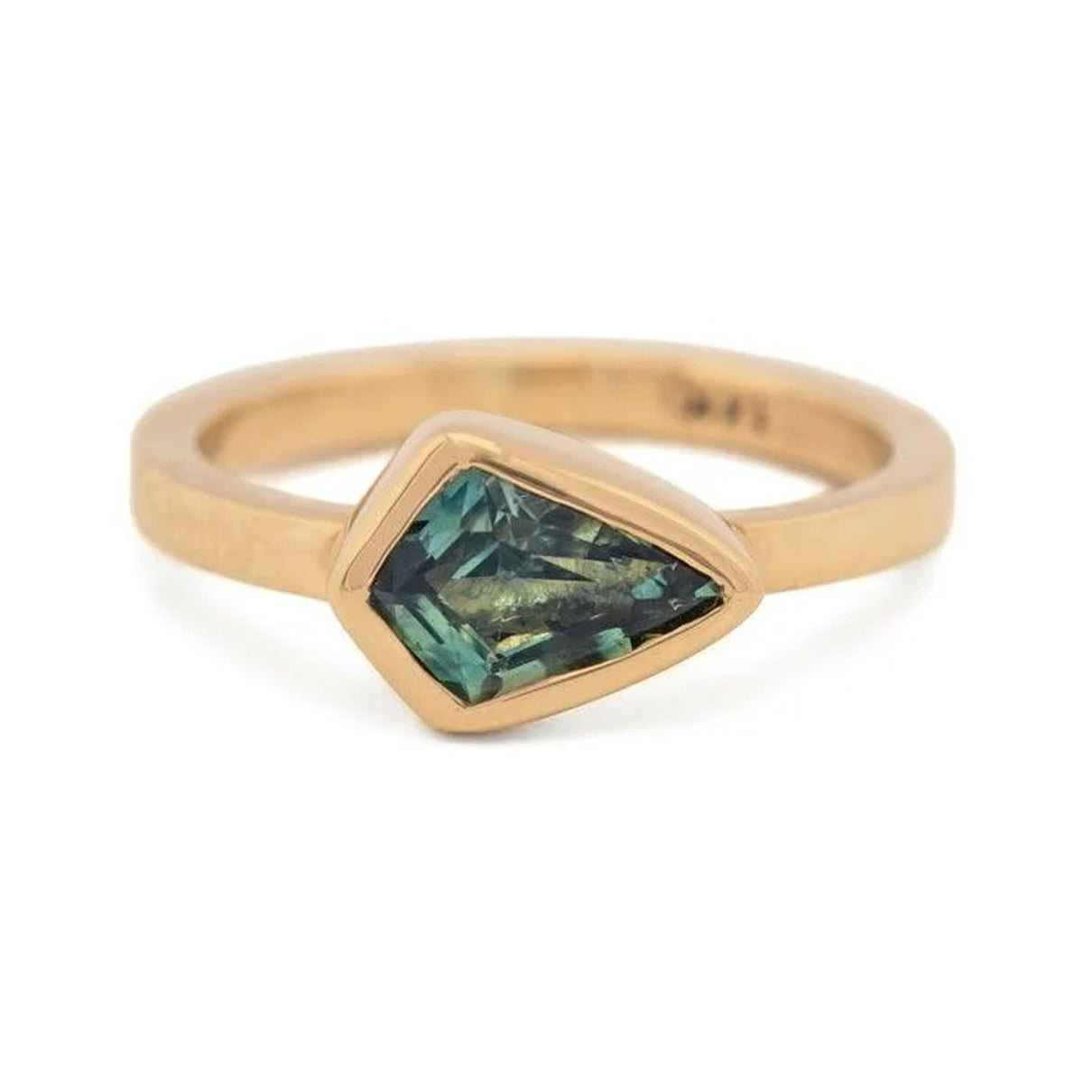 Daphne - Sapphire Ring - Kat Cadegan