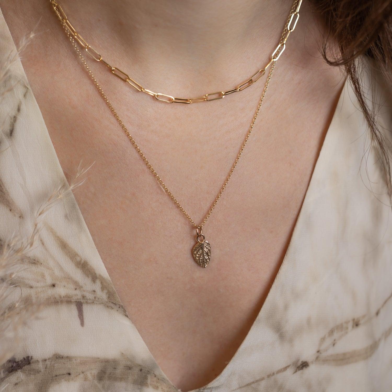 Oregano Pendant | 14k Gold | Small - Kat Cadegan