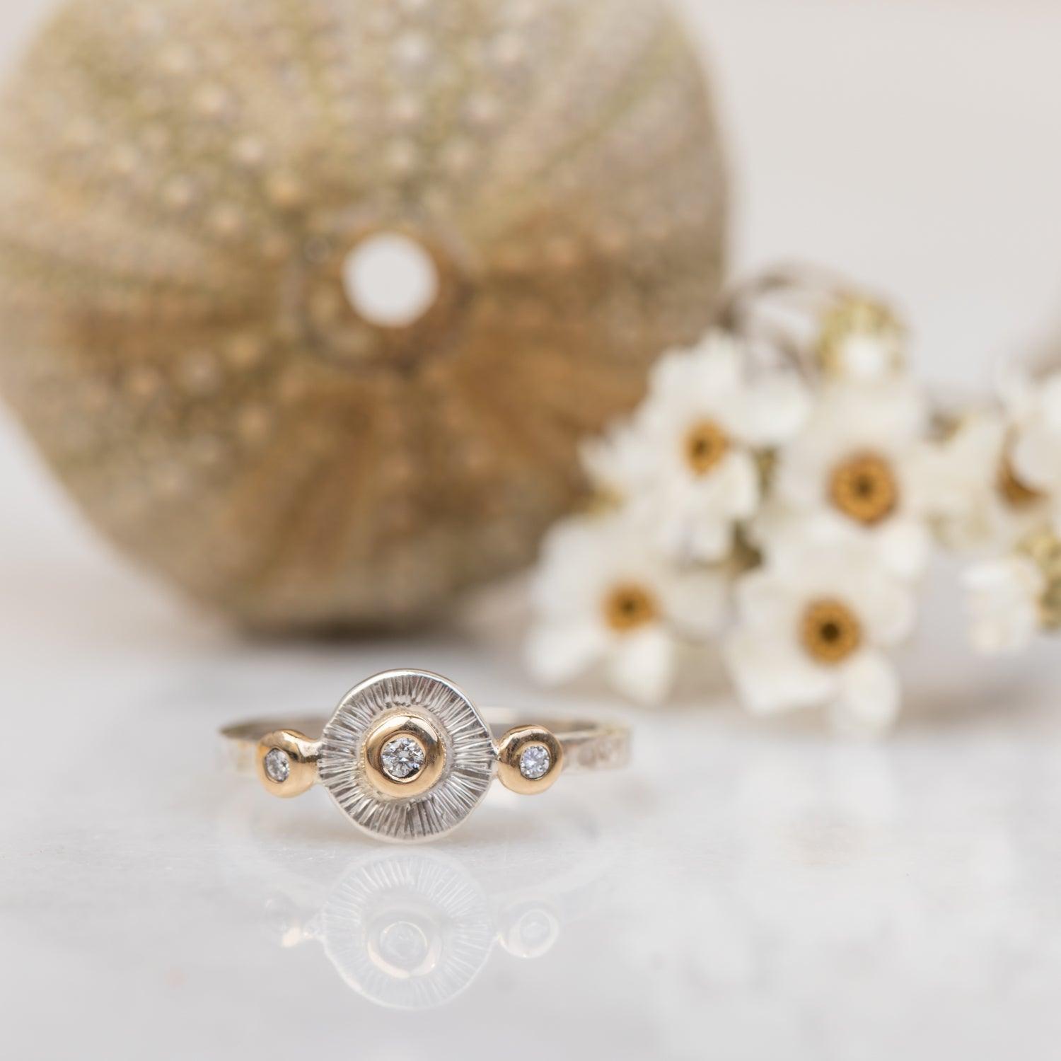 Solaris 14k Gold Ring - Kat Cadegan Jewellery