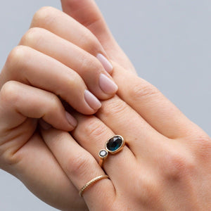 Maria - Sapphire Ring with Salt and Pepper Diamond - Kat Cadegan