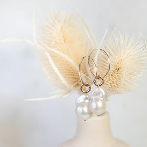 Nori - Pearl Gold Earrings - Kat Cadegan