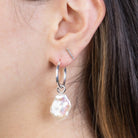 Yara - Pearl Earrings - Kat Cadegan